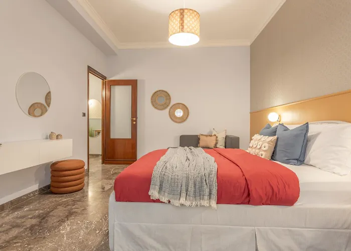 Aureum Apartment *