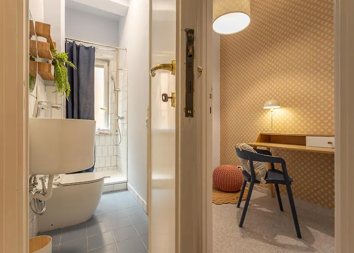 Aureum Apartment